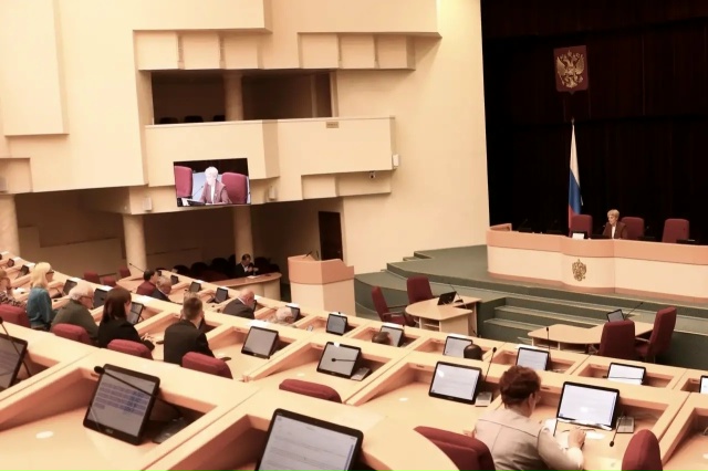 Кадровое обеспечение промышленности рассмотрели на заседании профильного комитета Саратовской областной Думы