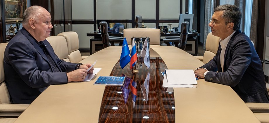 Глава Рособоронэкспорта рассказал руководителю комитета Госдумы о развитии машиностроительной отрасли России
