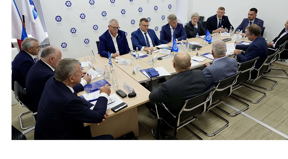 На площадке одного из предприятий ОООР «СоюзМаш России» 25 сентября 2024 года состоялось расширенное заседание Регионального совета Саратовского РО ООО «СоюзМаш России» с участием руководства ООО «СоюзМаш России»